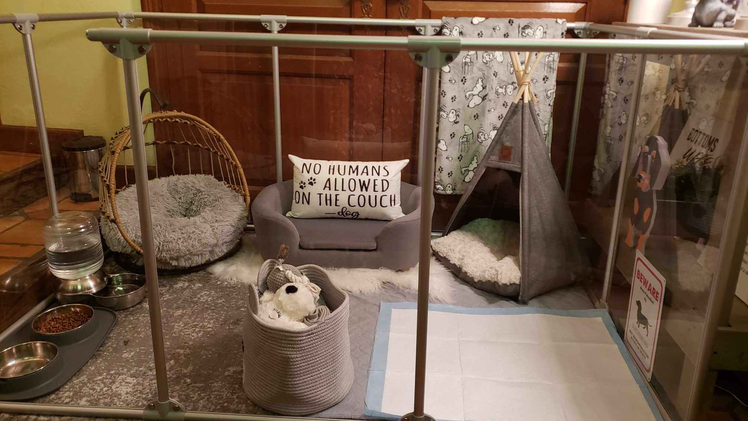 Decorated 36 inch height large dog pen in silver color