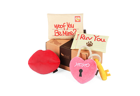 P.L.A.Y. Love Bug Toy Set