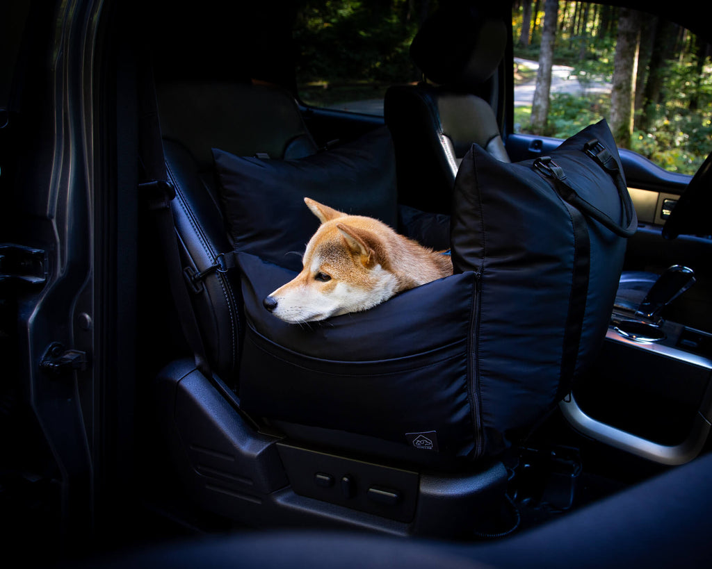 Dog in front seat travel bed - black color