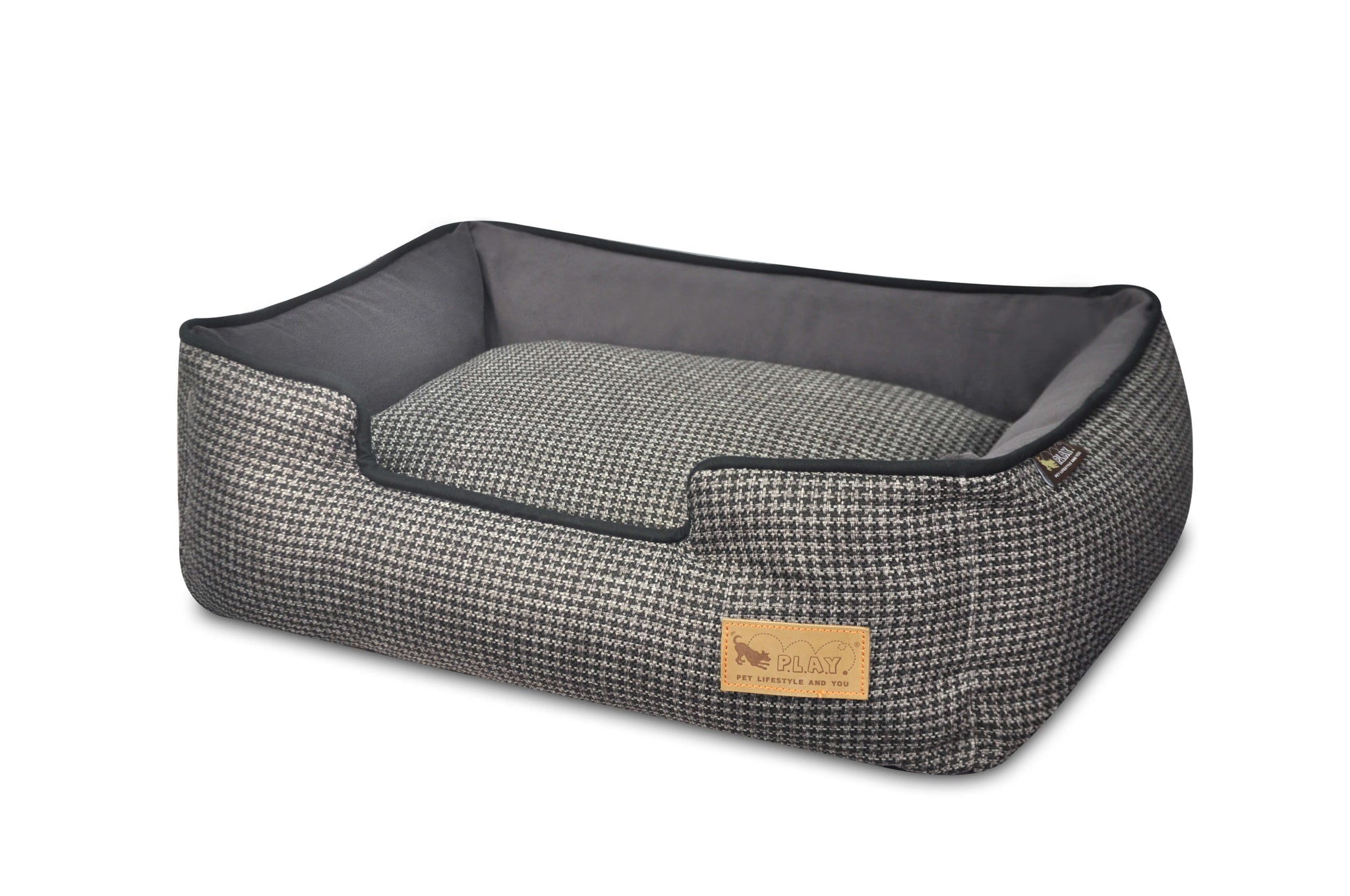 P.L.A.Y. Houndstooth Lounge Bed with Raised Sides in Black and White for Stylish Dog Naps